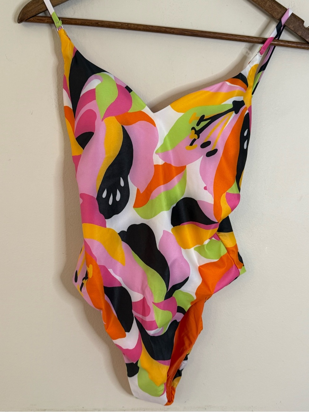 Seafolly Rio Hot Pink V Neck One Piece Swimsuit Australia SZ 4